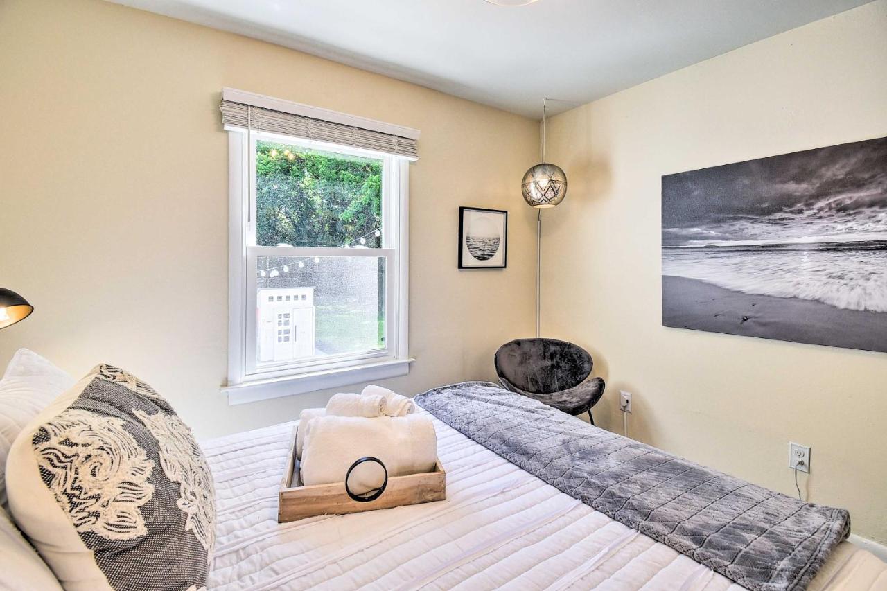 Charming Hampton Home With Yard 2 Mi To Beach! Eksteriør bilde